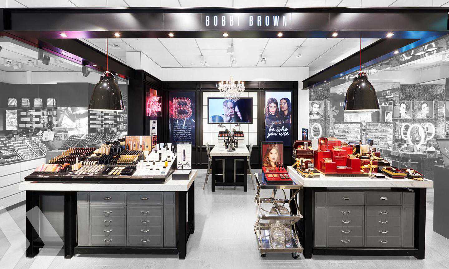 bobbi-brown-shop-in-shop-_compressed