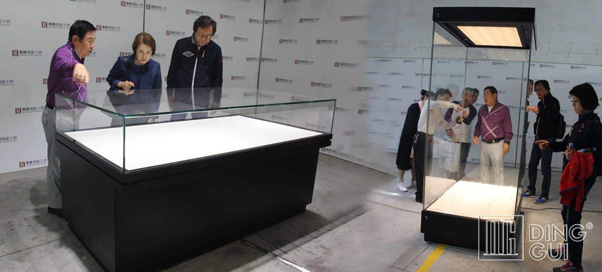 Japanese Museum Display Showcase